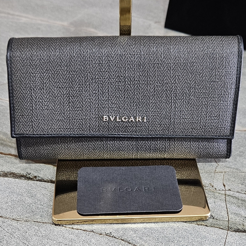 Bvlgari Long Wallet NWOT